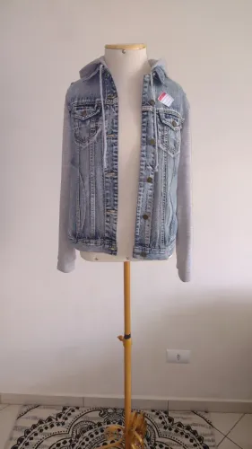 Jaqueta jeans com moletom Zara
