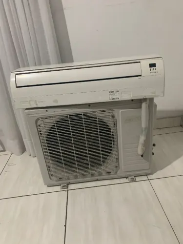 Ar condicionado split Britânia 