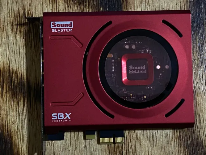 Placa de Som / audio Sound Blaster Z SE