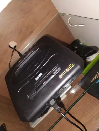 Vendo mega drive 3