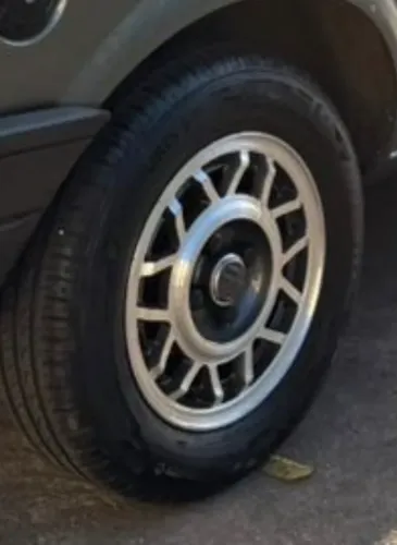 Vendo RODAS zk700 13 com pneus novos 