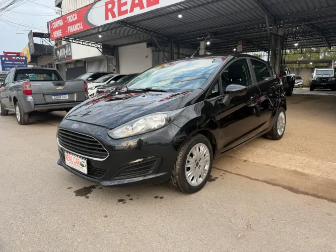 Ford Fiesta 1.5 16V Flex Mec. 5P 2015
