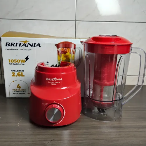 Liquidificador Britânia 1050w.
