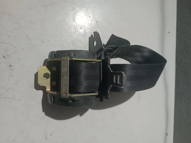 Cinto segurança dianteiro direito Ford Focus 2007 560053152