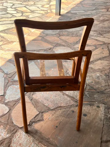 Vendo estruturas de cadeiras prontas para receberem estofado