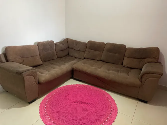 Vendo sofá de canto grande