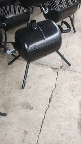 Mini churrasqueira