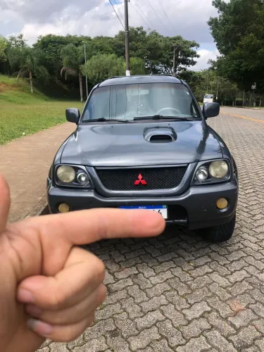 Mitsubishi L200 Sport HPE 2.5 4X4 CD DTI Dies. Mec. 2004