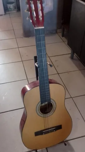 Violão + apoio de chão