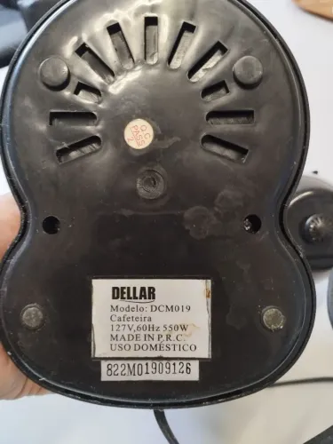 Cafeteira elétrica Dellar sem a jarra de vidro