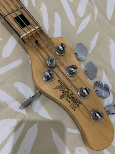 Baixo Tagima TJB 5 Classic series