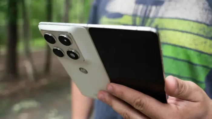 Motorola Razr Fold 5G | Impecável / Completo na Caixa