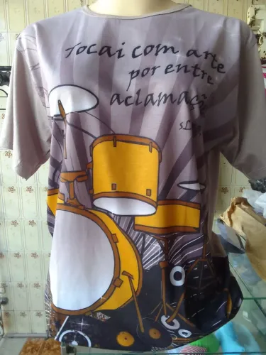 Camisas religiosas com preços e tamanhos variados !