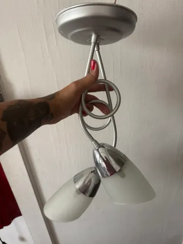 Lustre para duas lâmpadas 