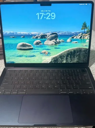 MacBook M2
