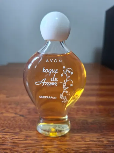 Perfume vidro antigo Toque de amor