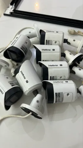 3 Câmeras Intelbras VIP 3430 B IA.