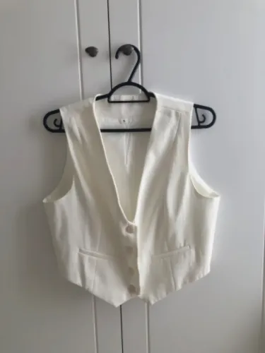 Colete Off White Shein