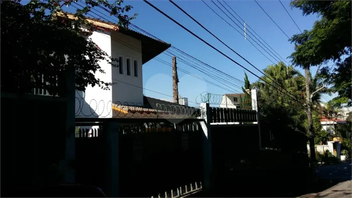 Sobrado 4 dormitorios todos suites, 3 vagas e 8 banheiros no Tucuruvi