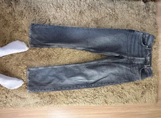 Calça jeans cinza tamanho 36