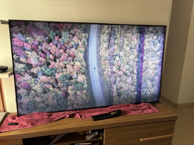 TV Samsung 55? Série 8 - Ideal para peças ou reparo