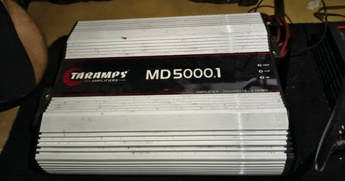 Módulo MD 5000 2 ohms praticamente novo