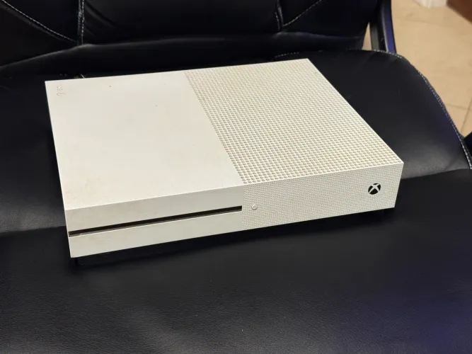 Xbox One S 1TB