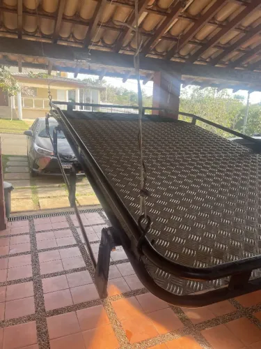 Bagageiro Defender 110 com piso de alumínio e reforço nas bases Vendo