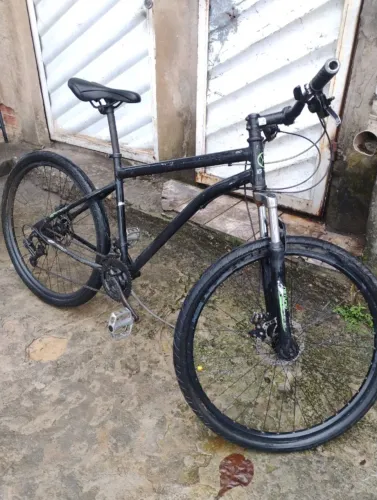 Bicicleta pronta para estrada todo material de 1° qualidade