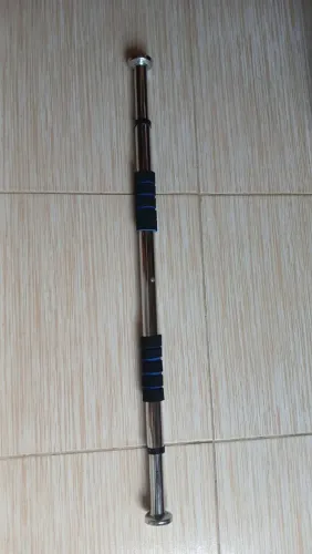 Barra fixa fixa tem um vídeo suporta até 100 kg