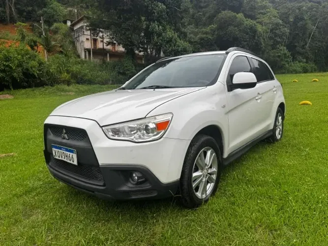Mitsubishi ASX 2.0 16V 160cv Aut. 2012