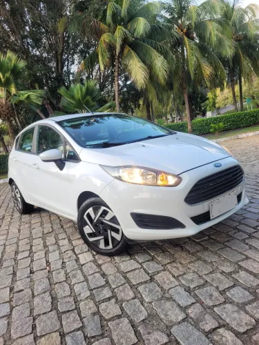 Ford Fiesta 1.5 16V Flex Mec. 5P 2015