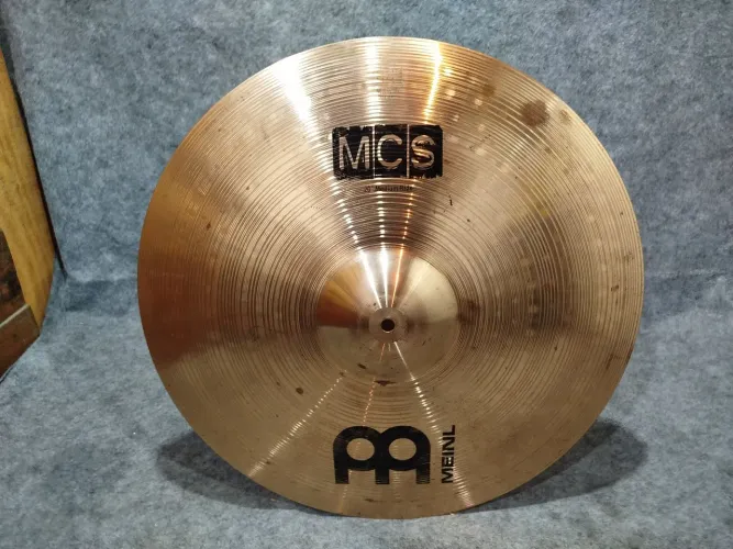 Ride 20 Meinl MCS Bronze B8 em Bom Estado.