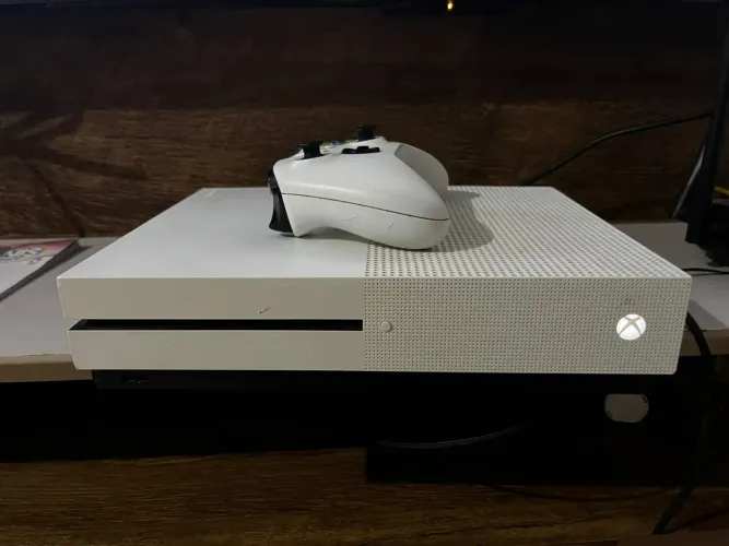 XBOX ONE S