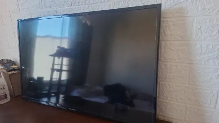 TV 32 LED