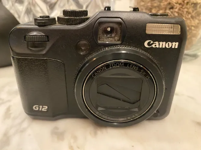 Câmera digital Cânon G12 + Caixa Estanque WP-DC34