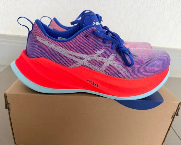 Tênis ASICS Superblast 2 - Unissex