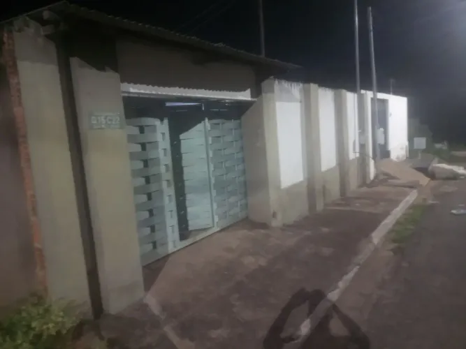 Vendo está casa documento na mão 