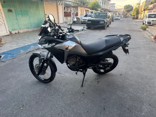 Xre 300 Sahara