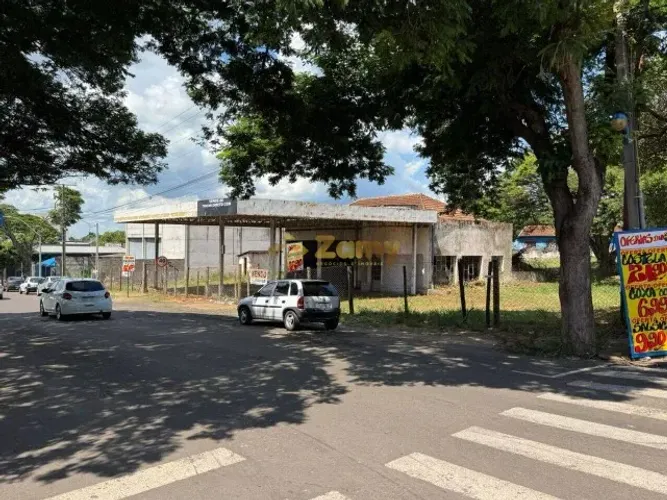 Terreno Comercial em Nova Esperança de 1.873 m2