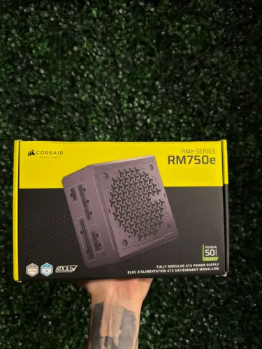 Fonte corsair 750w