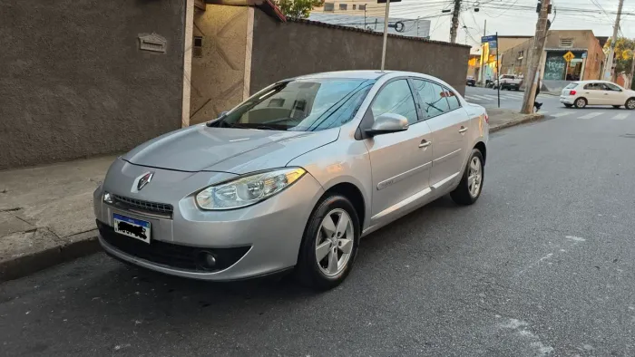 Renault Fluence Sed. Dynamique 2.0 16V Flex Aut. 2012