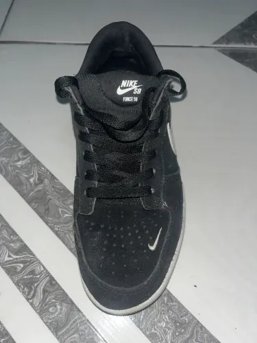 Nike SB force 58