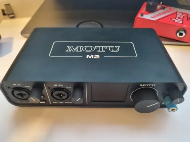 Interface de áudio MOTU M2