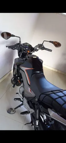 She. 160 moto impecável
