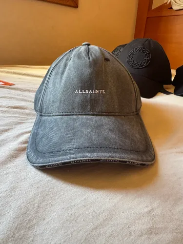 Boné allsaints london 
