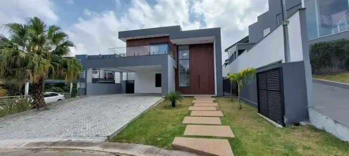 Casa à venda em Carapicuíba, Golf Village, com 5 suítes, com 462 m², Golf Village