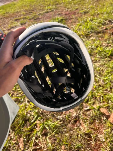 Capacete Giro Helios Spherical Mips BRANCO/PRATA
