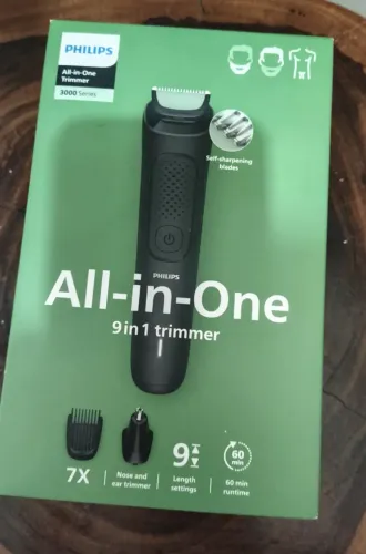 Máquina de Acabamento Philips All-in-One Trimmer 3000 Series 9 em 1 - Nova