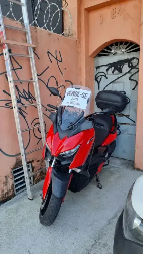 Vendo xmax 250 2202 2023